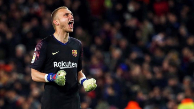 Cillessen: My release clause makes it difficult to leave Barcelona - Bóng Đá