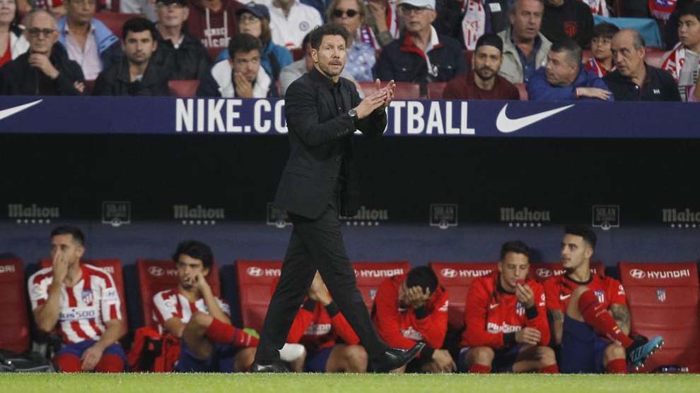 Simeone: No player's contract states they must play the whole 90 minutes - Bóng Đá