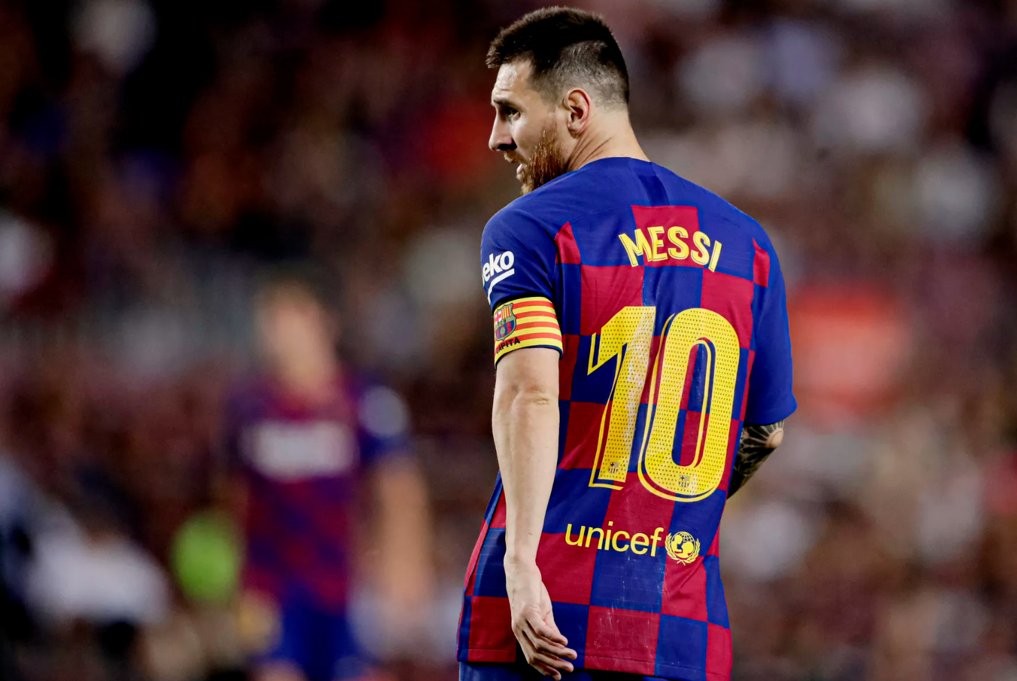 Barcelona must not rush Lionel Messi back from injury, says Rivaldo - Bóng Đá