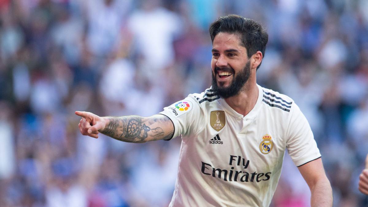 Real Madrid's Isco is best solution to Manchester United's biggest problem - Bóng Đá