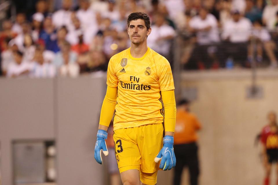 Real Madrid fans don’t want Thibaut Courtois to play vs Galatasaray - Bóng Đá