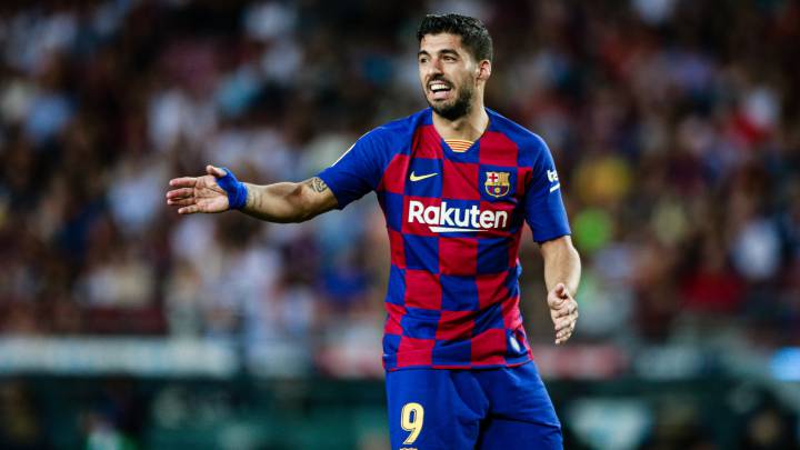 Barcelona fans slam Luis Suarez on Twitter - Bóng Đá