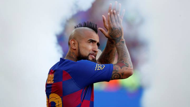 Antonio Conte makes Arturo Vidal his top target - report - Bóng Đá