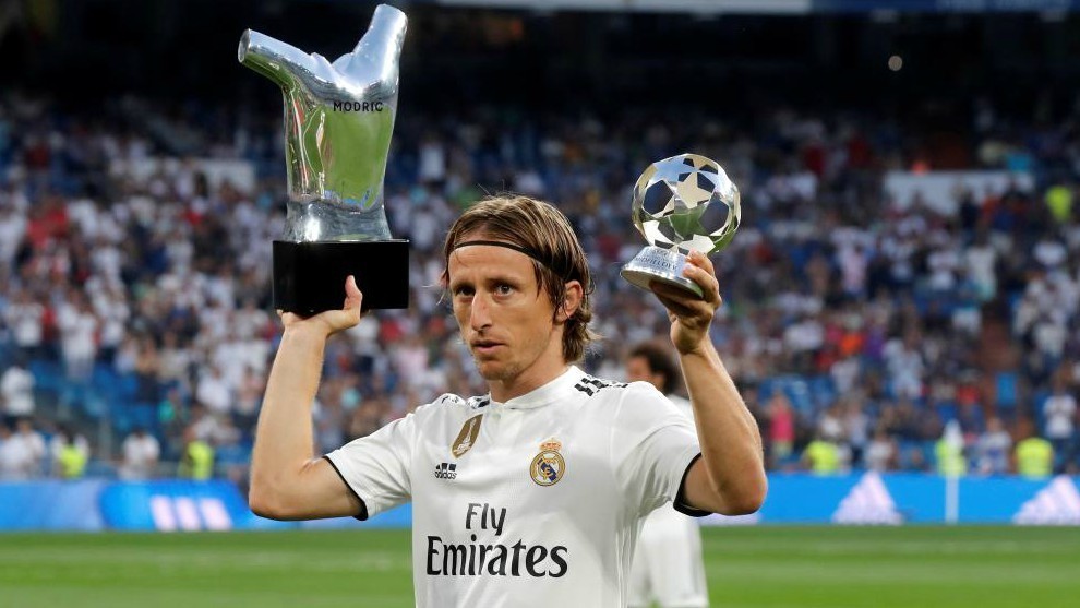 Modric will add the Golden Foot to his trophy collection - Bóng Đá
