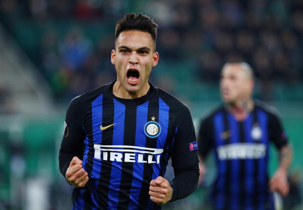 Inter Milan striker Lautaro Martinez happy to be linked with Man Utd and Man City but in no rush to leave Italy - Bóng Đá