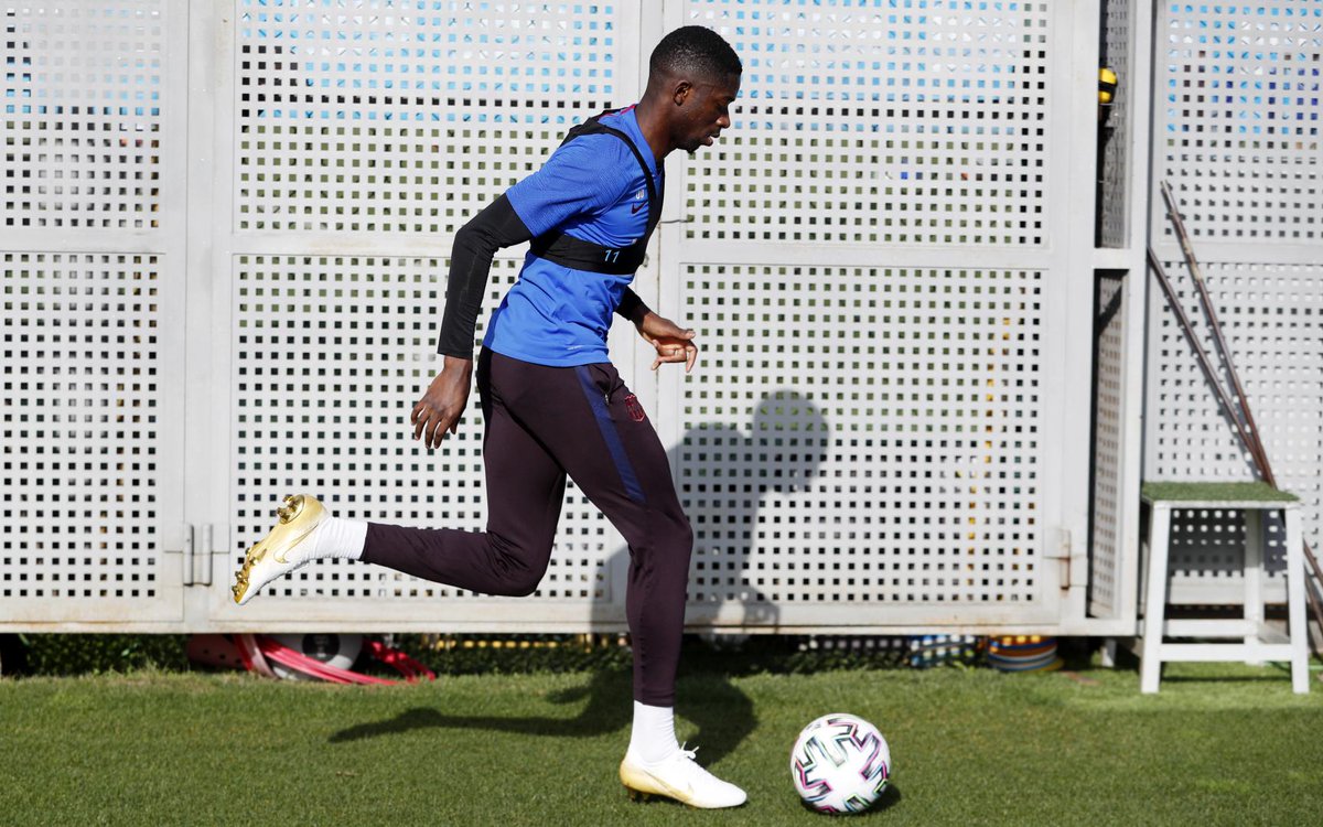 Ousmane Dembele steps up recovery from injury in Barcelona training - Bóng Đá