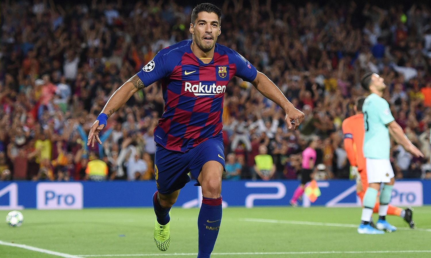 Luis Suarez ahead of schedule in recovery from knee injury - Bóng Đá