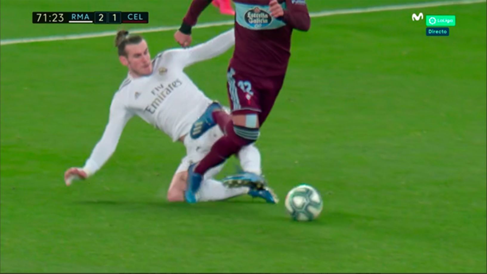 Andujar Oliver: Bale's tackle on Rafinha deserved a red card - Bóng Đá