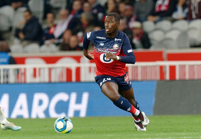 AC Milan have joined a host of top European clubs in the race to land Lille midfielder Boubakary Soumare - Bóng Đá