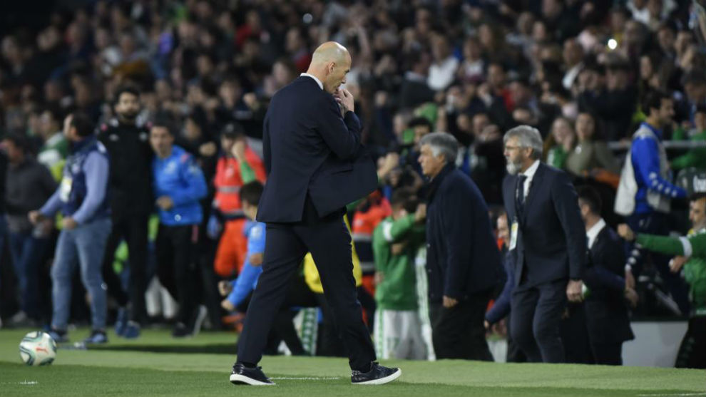 The list of Zidane and Real Madrid's disagreements - Bóng Đá