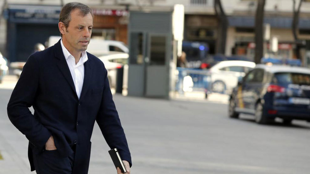 Rosell: When I went into prison they gave me condoms and petroleum jelly, I was worried - Bóng Đá