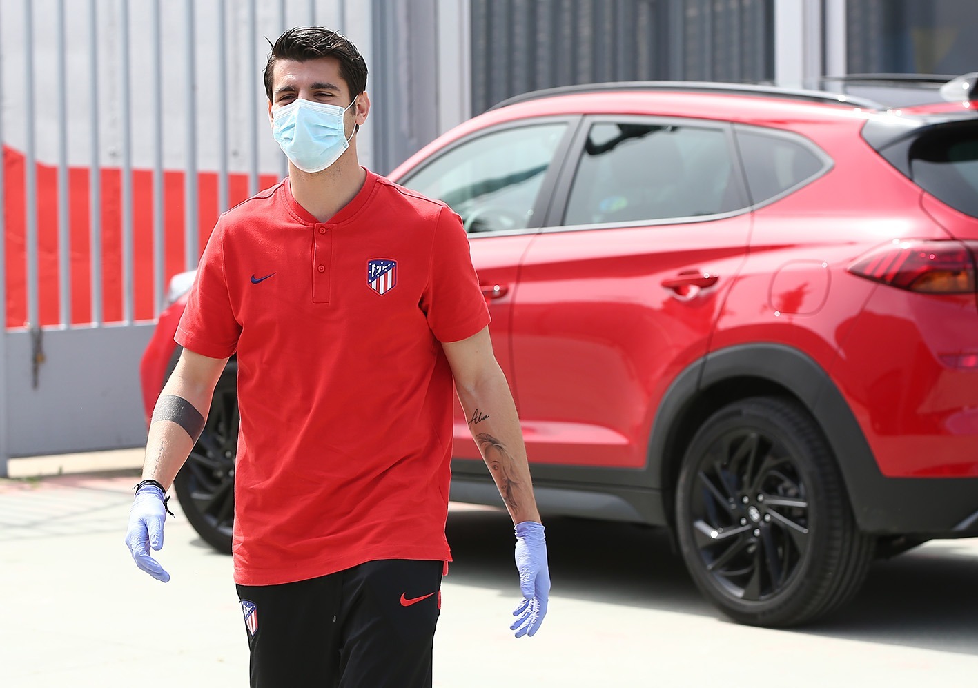 Morata: Just coming to Atletico Madrid's training ground for five minutes is special - Bóng Đá