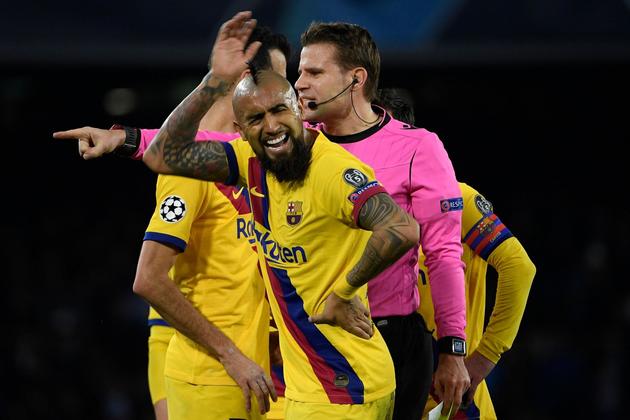 Barca và 3 lý do nên giữ Arturo Vidal lại hè này - Bóng Đá