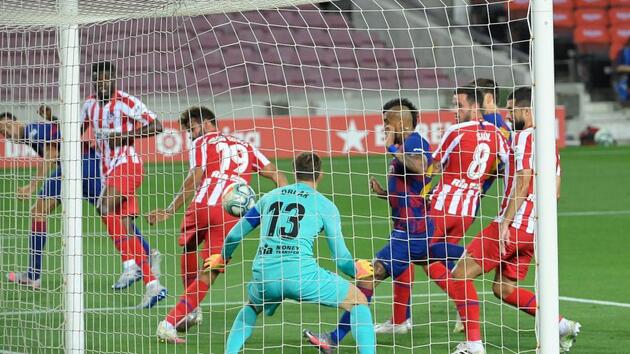 Diego Costa và cơn ác mộng mang tên Camp Nou - Bóng Đá