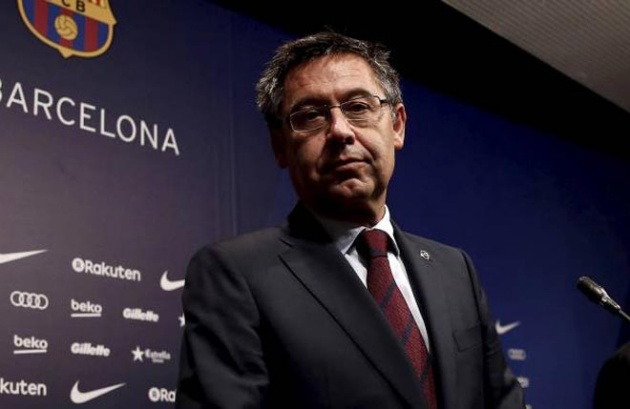 MARCA survey results: Barcelona fans want snap elections and Xavi as next coach - Bóng Đá