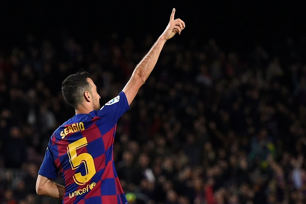 It's been 12 years since Sergio Busquets' Barca debut! Here are 3 remarkable records Spaniard has set since then - Bóng Đá
