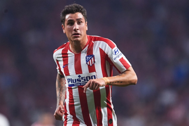 Gimenez will not leave Atletico Madrid for less than his buyout clause - Bóng Đá