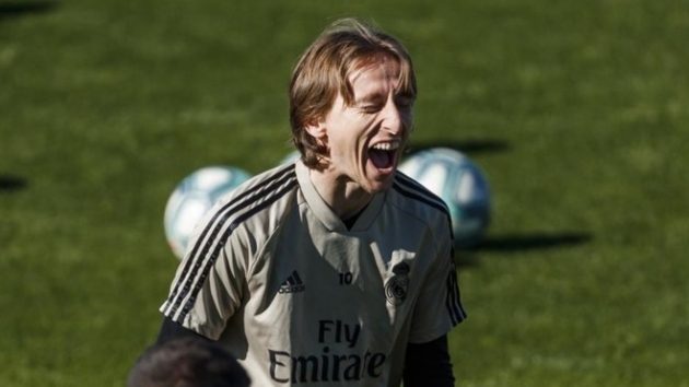 Modric: I'd like to renew my contract and finish my career at Real Madrid - Bóng Đá