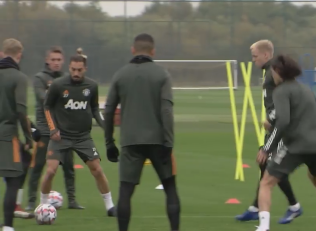 Three things spotted in Edinson Cavani's first Manchester United training session - Bóng Đá