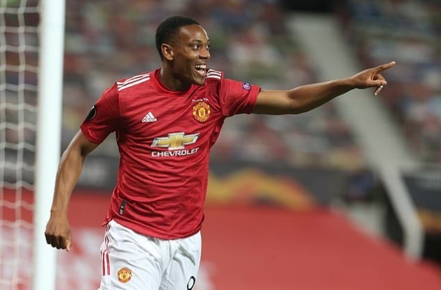 Manchester United striker Anthony Martial vows to learn from Tottenham Hotspur red card - Bóng Đá