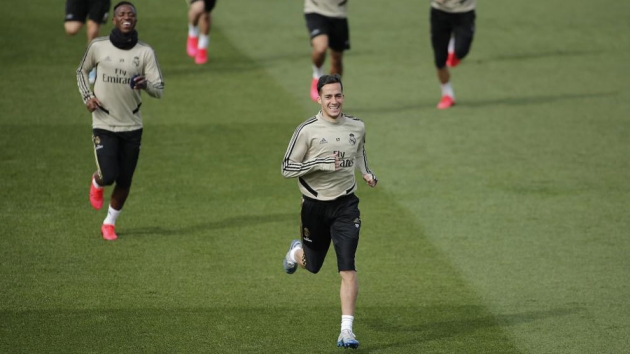 Lucas Vazquez and Odegaard train with the group - Bóng Đá