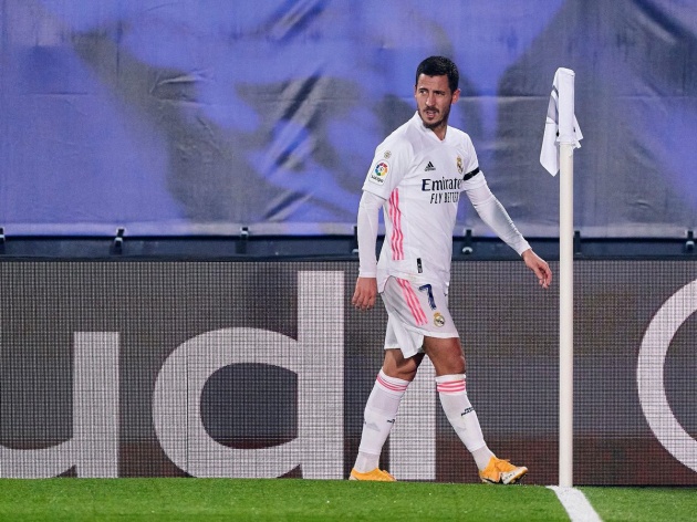 Hazard injury confirmed: He'll miss at least three weeks - Bóng Đá