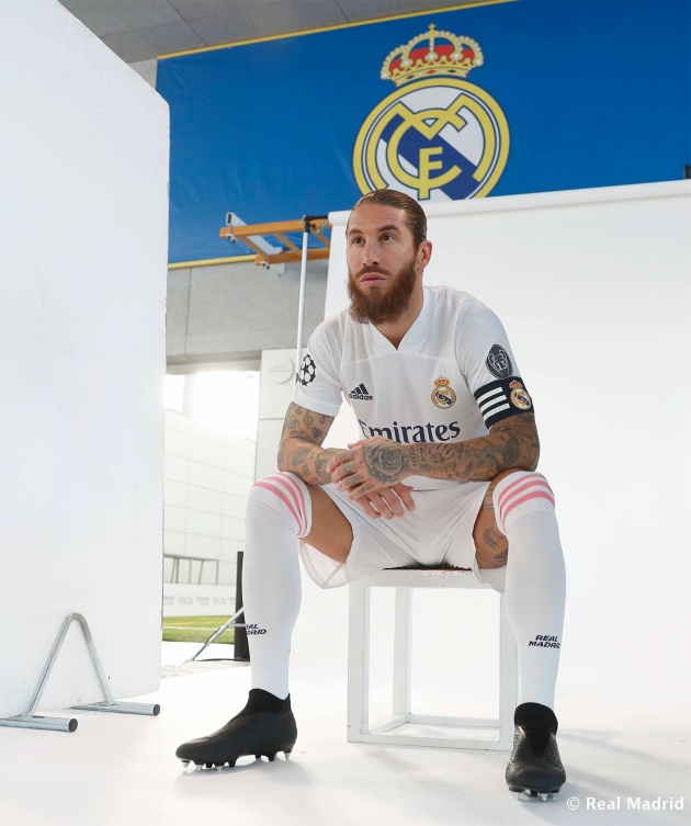 Behind the scenes of Real Madrid's 2020/21 team photo - Bóng Đá