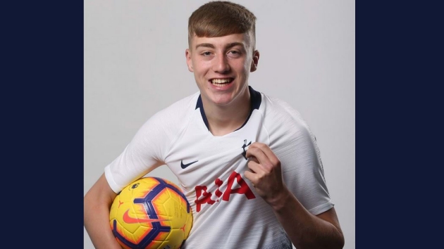 Tottenham open to loaning out 20-year-old prospect in January - Bóng Đá