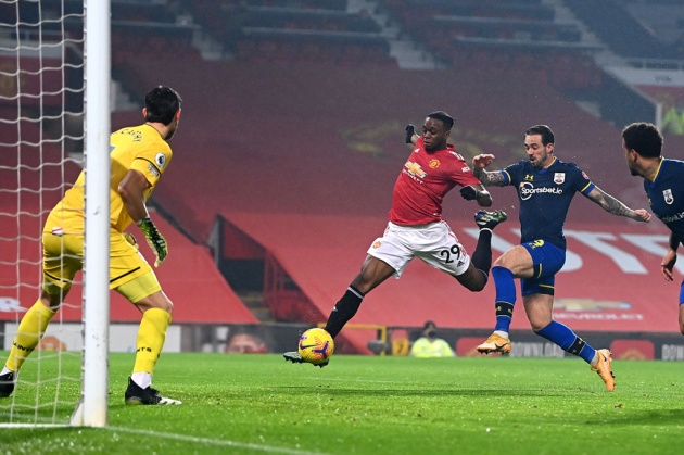 Bàn mở tỷ số của Wan-Bissaka.