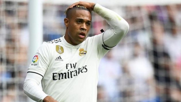 Mariano the latest victim of Real Madrid's plague of injuries - Bóng Đá