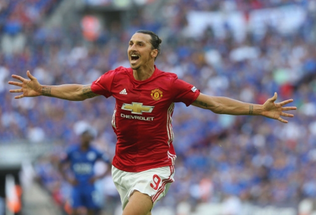 Scott McTominay reveals life at Manchester United was ‘tough’ around ‘ruthless’ Zlatan Ibrahimovic   Read more: https://metro.co.uk/2021/03/10/manchester-united-news-zlatan-ibrahimovic-is-ruthless-and-made-life-tough-for-team-mates-says-scott-mctominay-14218670/?ito=newsnow-feed?ito=cbshare  Twitter: https://twitter.com/MetroUK | Facebook: https://www.facebook.com/MetroUK/ - Bóng Đá