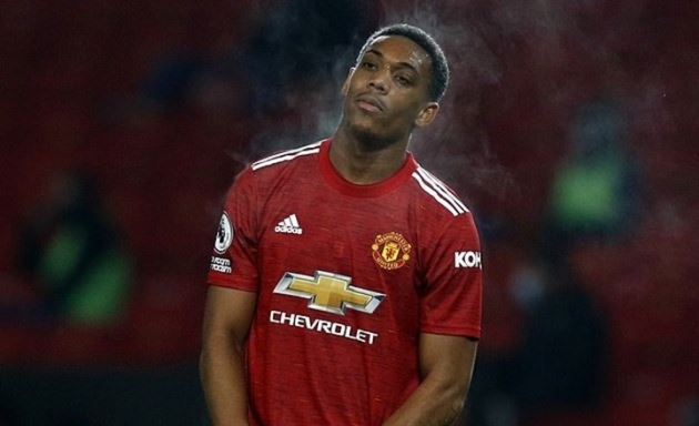 Quyết tâm bán "kẻ vật vờ", Man Utd thu về 3 mối lợi lớn M1-1939