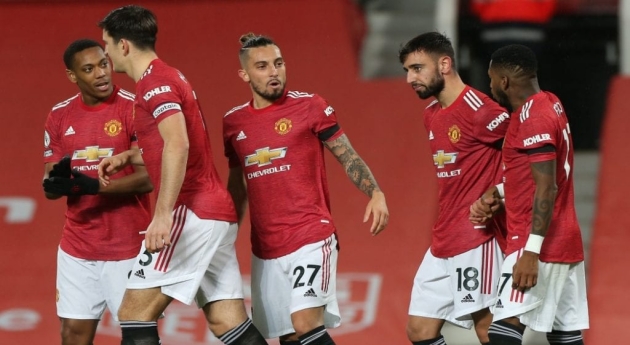 Bruno Fernandes reveals the two legendary players he ‘fights’ with Man United teammates over - Bóng Đá