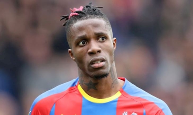 Arsenal and Tottenham handed Wilfred Zaha boost as star 'wants to leave this month' - Bóng Đá