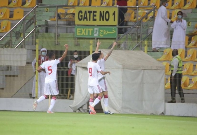 TRỰC TIẾP UAE 1-0 Thái Lan (H1): UAE bỏ lỡ cơ hội - Bóng Đá