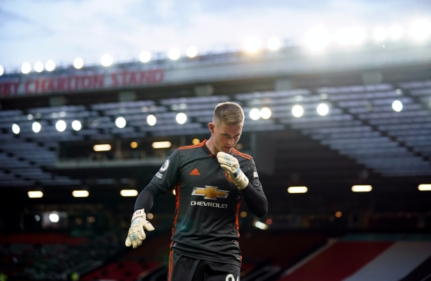 Manchester United ready to listen to offers for the 24-year old goalkeeper - Bóng Đá