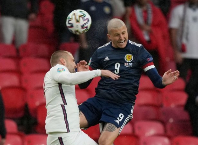 Referee tried to get Scotland star to apologise to Luke Shaw in England clash - Bóng Đá