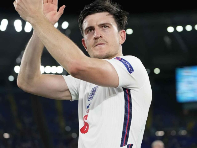 Rio Ferdinand heaps praise on 'man mountain' Harry Maguire after another solid display in England's defence as Frank Lampard claims Three Lions  - Bóng Đá