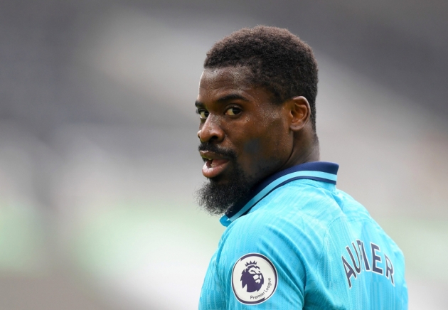 Serge Aurier ‘open’ to shock Arsenal transfer after leaving Tottenham and could join exclusive list of players to play for both north London rivals - Bóng Đá