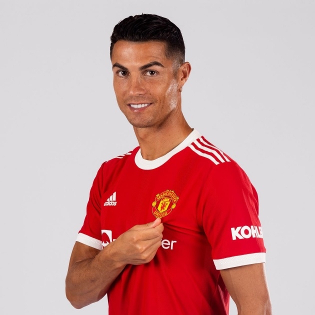 Donny van de Beek shares 'fantastic' Cristiano Ronaldo to Manchester United transfer verdict - Bóng Đá