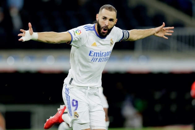Benzema is alone again as he carries Real Madrid