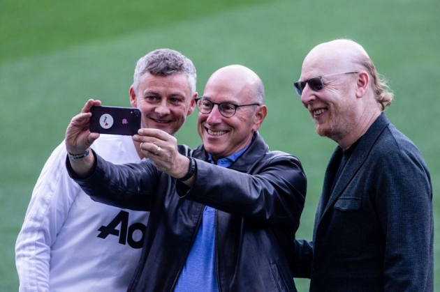 The Glazers' obvious priority has been exposed by Solskjaer decision at Manchester United - Bóng Đá