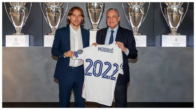 Real Madrid want to extend Luka Modric's contract until 2023 - Bóng Đá