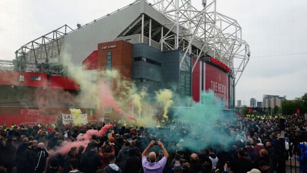 Ten more arrested for Old Trafford violence ahead of May's Manchester United, Liverpool game - Bóng Đá