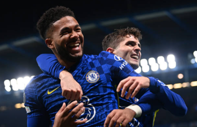 Reece James lại lập công từ tình huống dâng cao.
