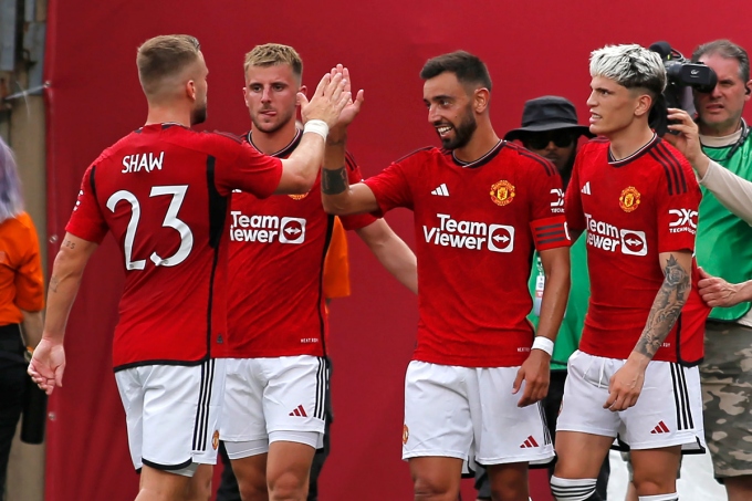 Man United phải công bằng với Bruno Fernandes - Bóng Đá