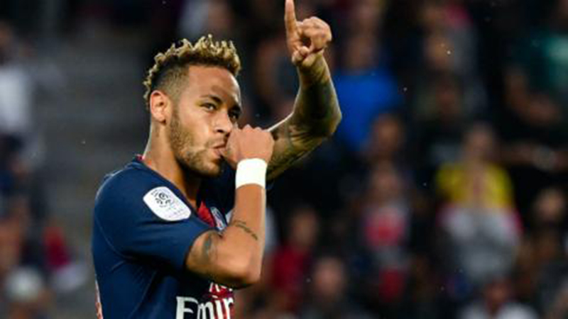 Neymar trở lại, PSG 