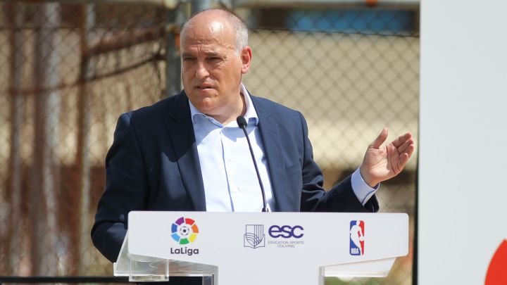 Chủ tịch La Liga tiết lộ con số thua lỗ kinh hoàng của Barcelona - Bóng Đá