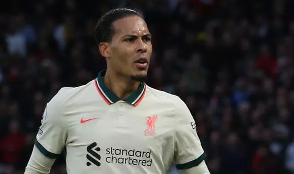 Van Dijk tweet 2 từ chế nhạo Man Utd - Bóng Đá