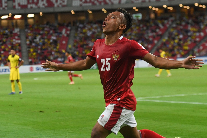 Indonesia vào bán kết AFF Cup sau chiến thắng 4-1 trước Malaysia - Bóng Đá